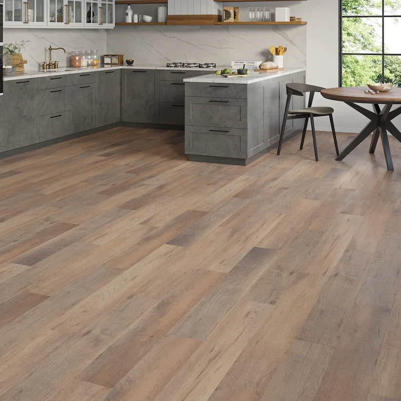 Warm brown SPC flooring with natural wood look